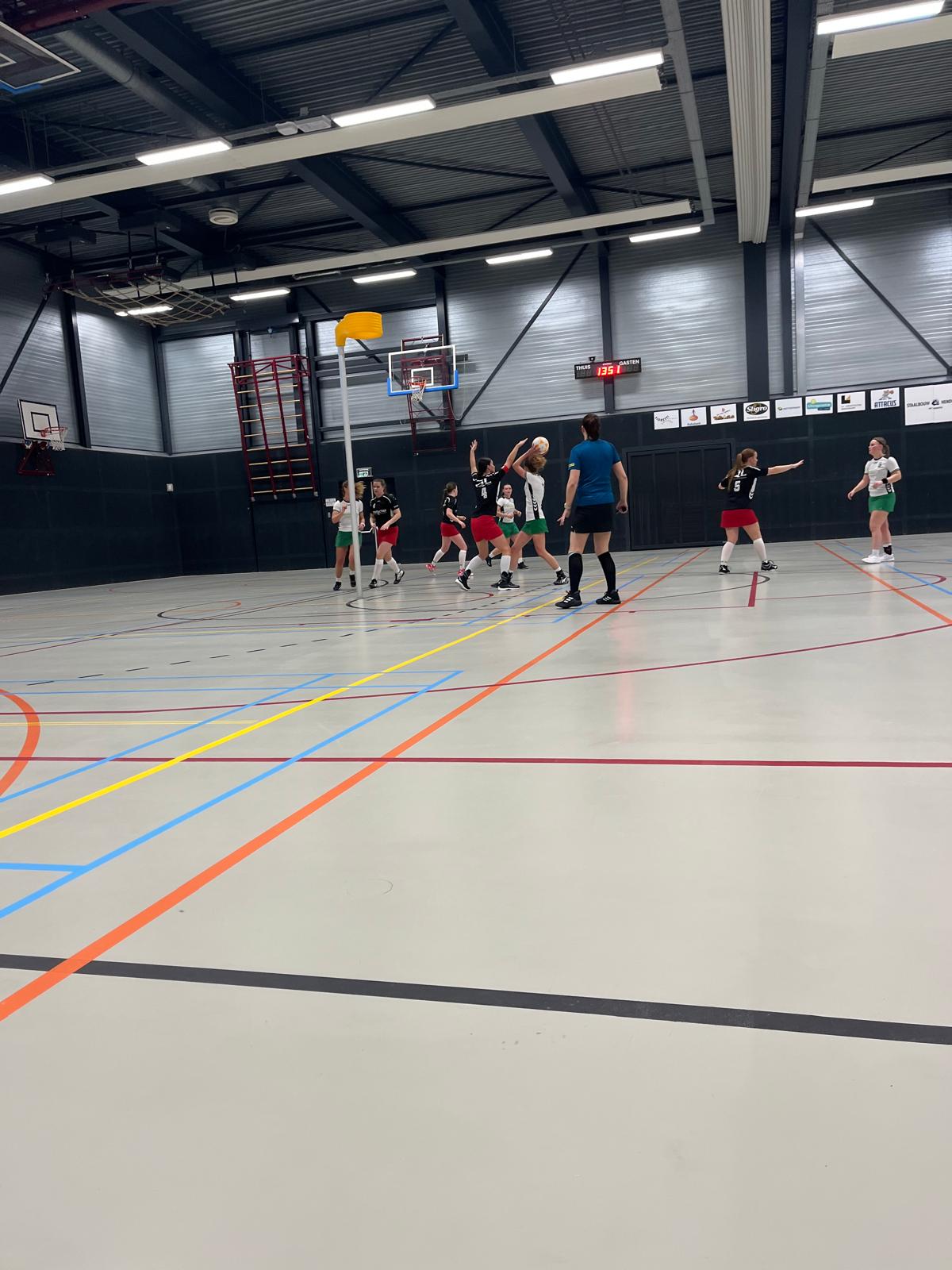 Een gelijkwaardige tegenstanden voor de dames van SCMH 1