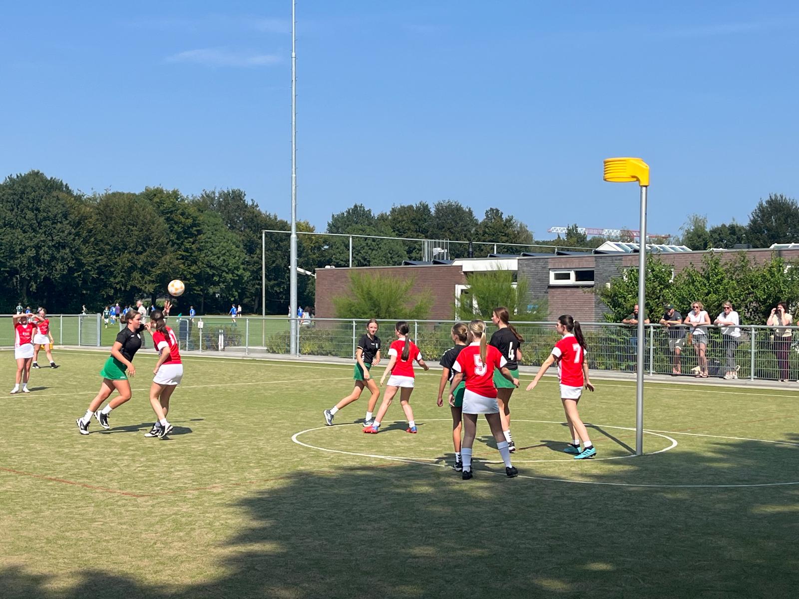 Zonnig jeugdkorfbaltoernooi succesvol verlopen!