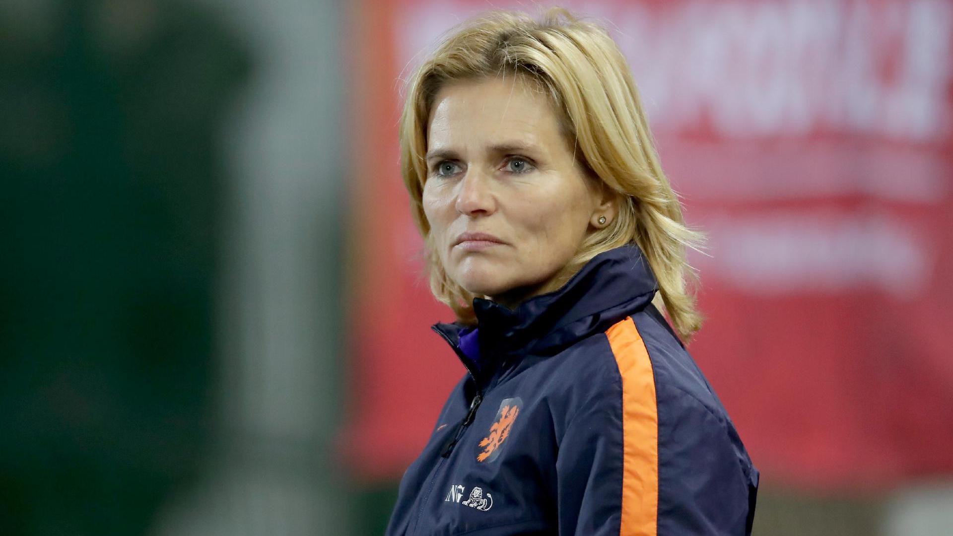 SCMH voetbal op zoek naar train(st)er dames